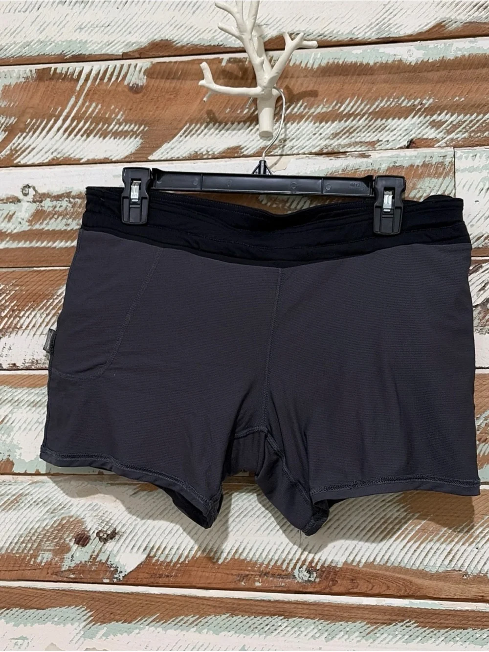 KÜHL Mova Skirt Skort Womens Size Medium Black Outdoor Hiking Gorpcore Travel